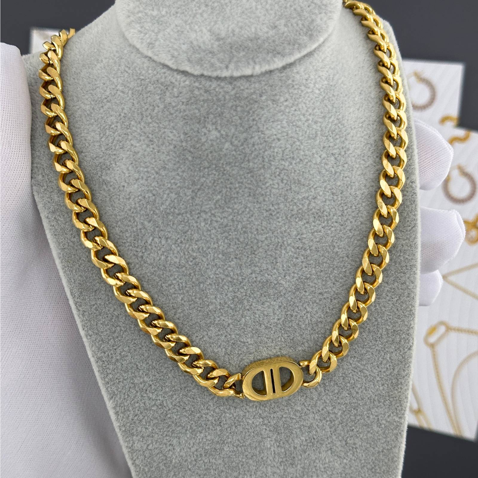 Women’s necklace 18K gold plated stainless steel jewellery gift for her